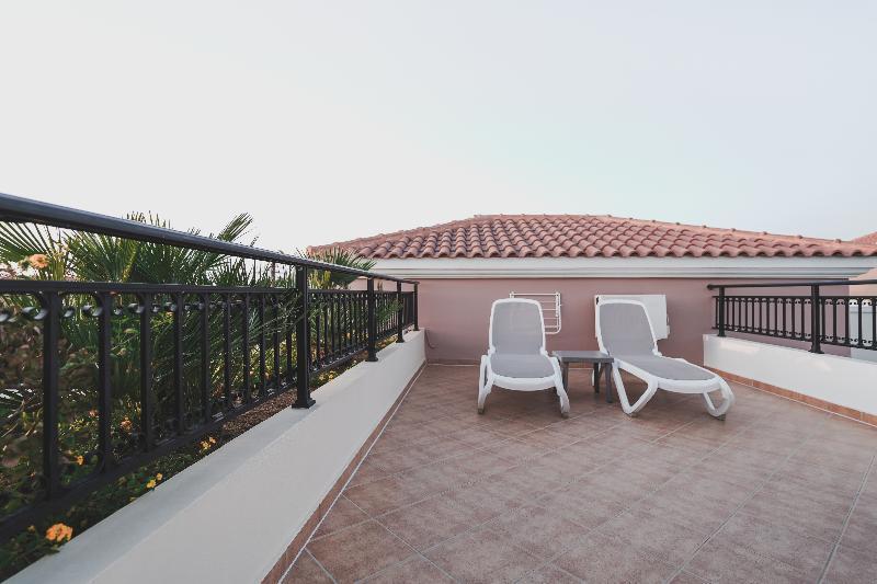 Daratsos Zeus Village (Adults Only) מראה חיצוני תמונה